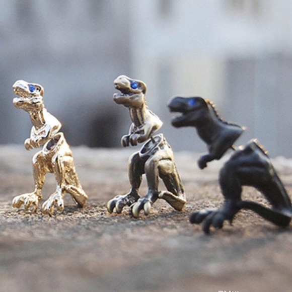 Dinosaur earring set (mystery) silver or gold new - Picture 2 of 8